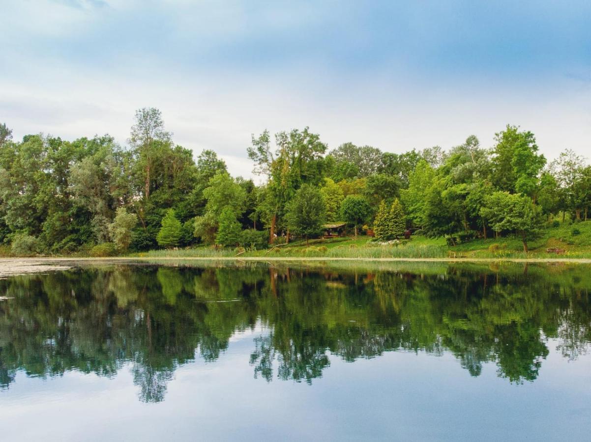 Rajski Vrt - Lake House - Paradise Garden Sisak Bagian luar foto